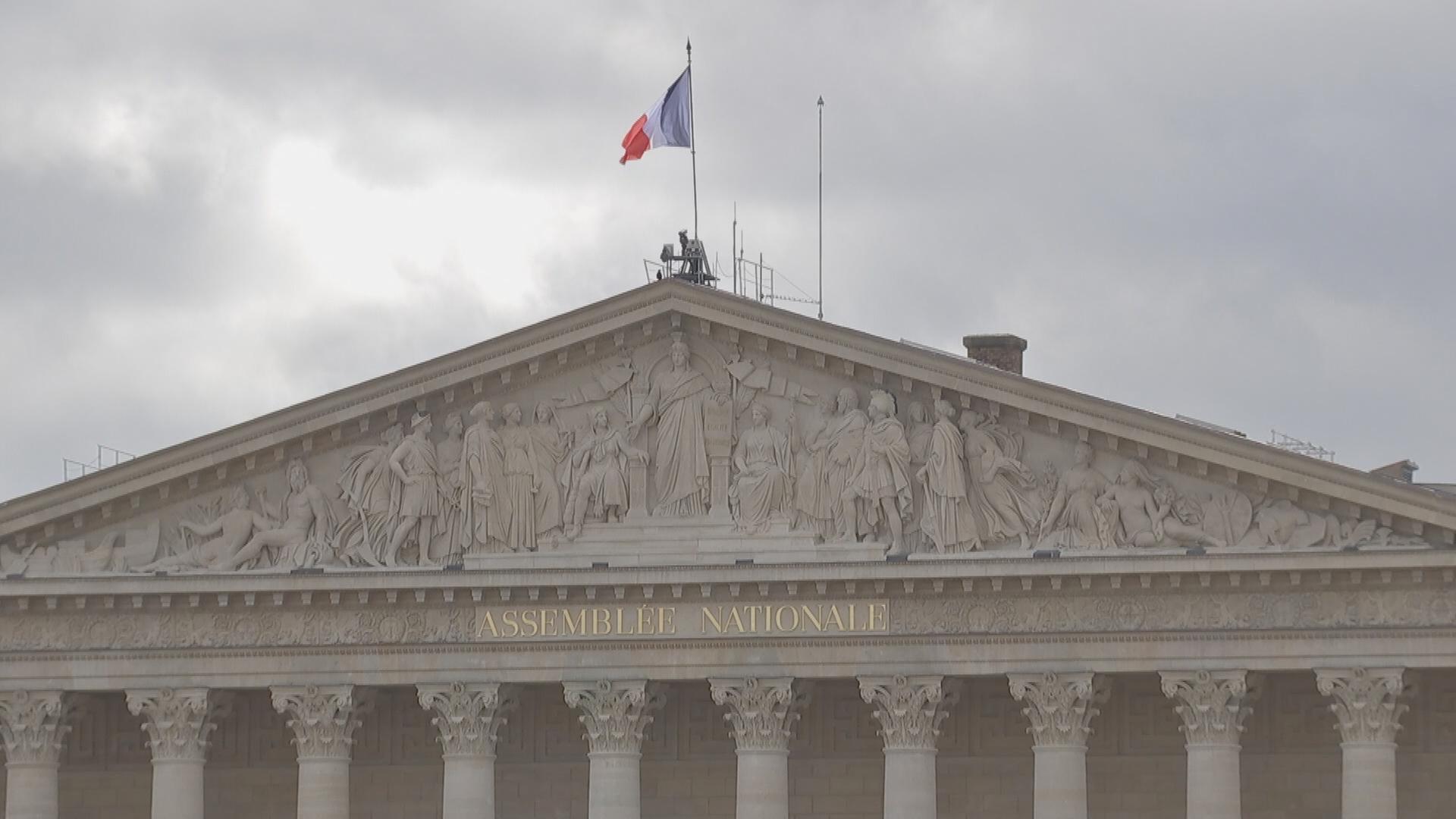 Frankreich verschärft Einwanderungsregeln	