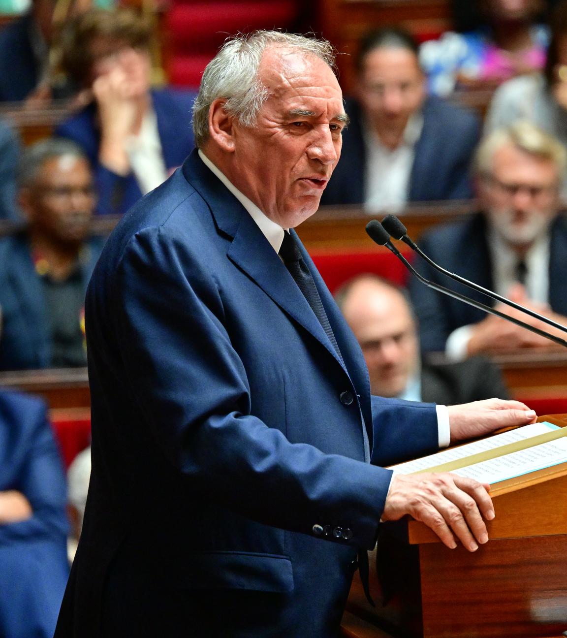 Frankreichs Premierminister Bayrou stellt im Parlament die Vertrauensfrage