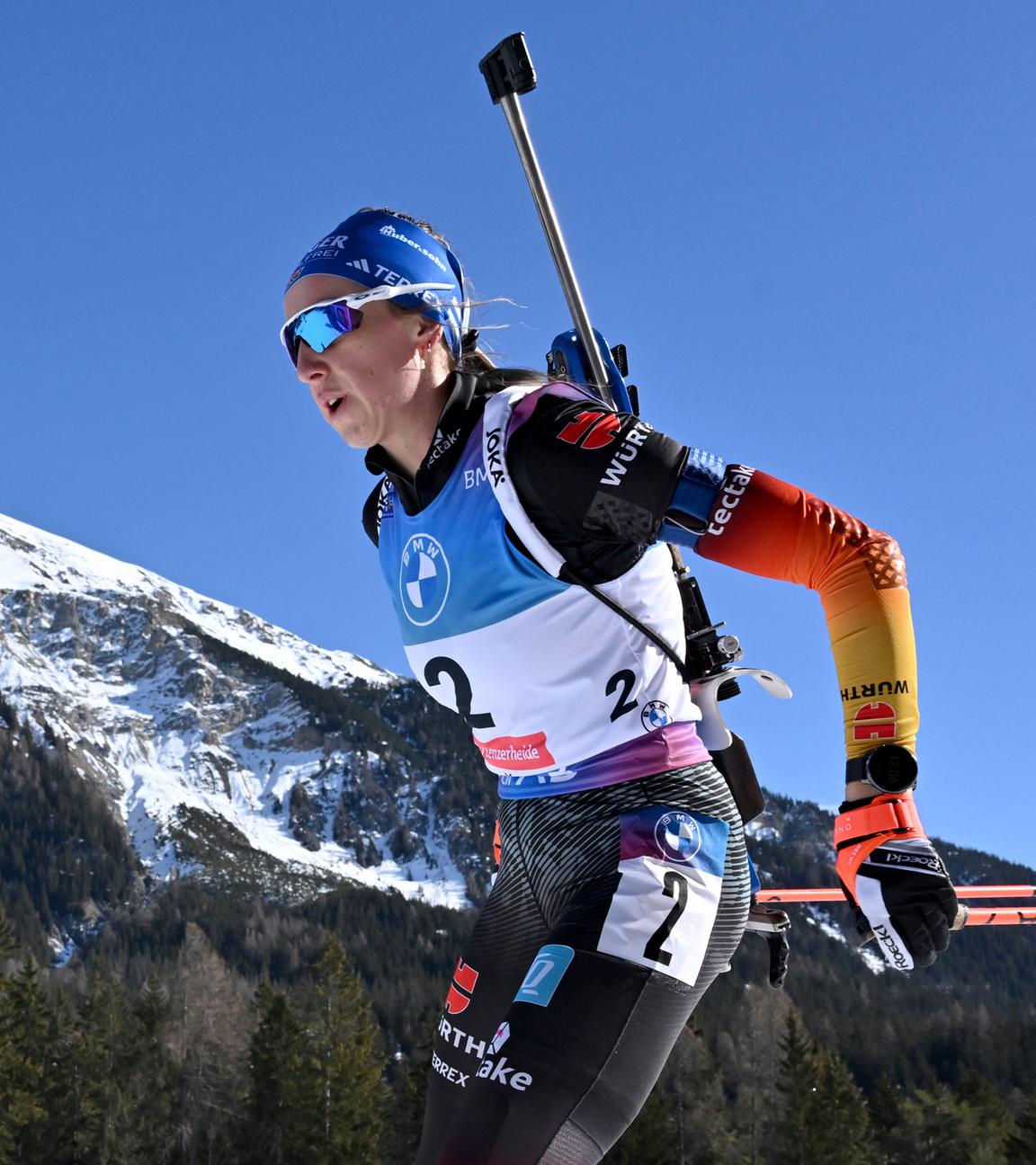 Franziska Preuß (Deutschland) ist in Aktion. 