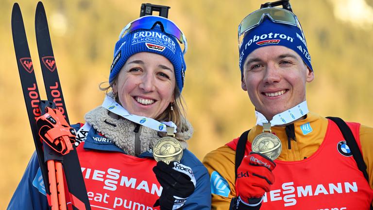 Franziska Preuss und Justus Strelow - gewinnen Bronze in der Single-Mixed-Staffel bei der Biathlon-WM in der Lenzerheide 2025