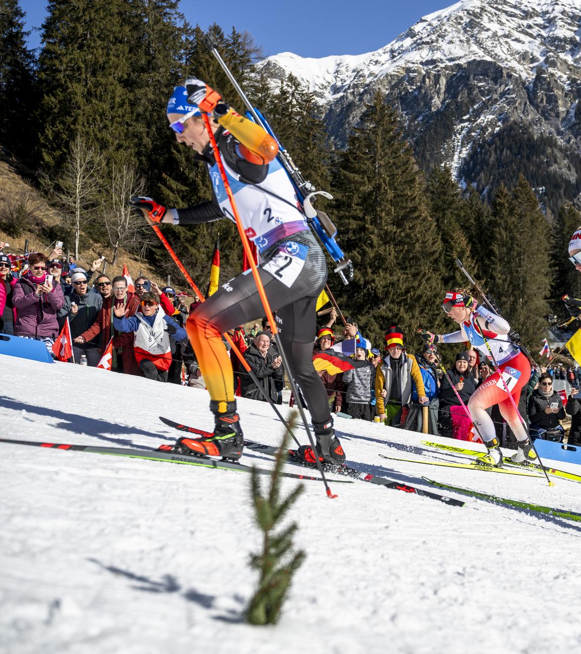 Verfolgung 10 km, Damen, Franziska Preuss (l-r) aus Deutschland.