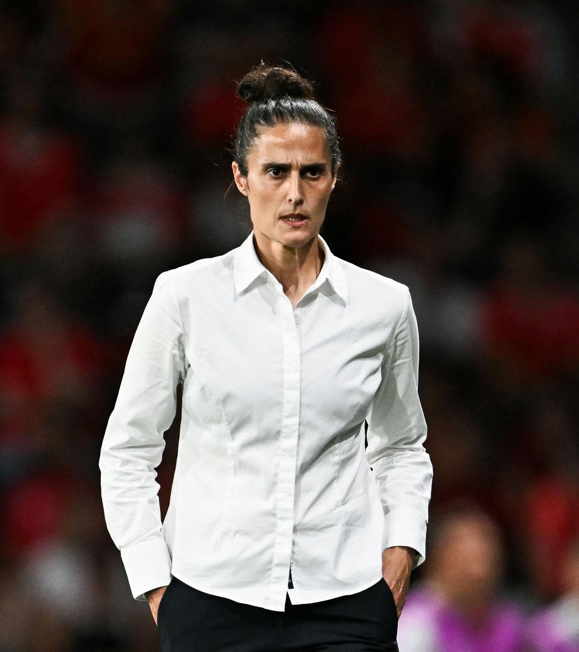 Spaniens Trainerin Montse Tome während dem Spiel gegen die Schweiz.