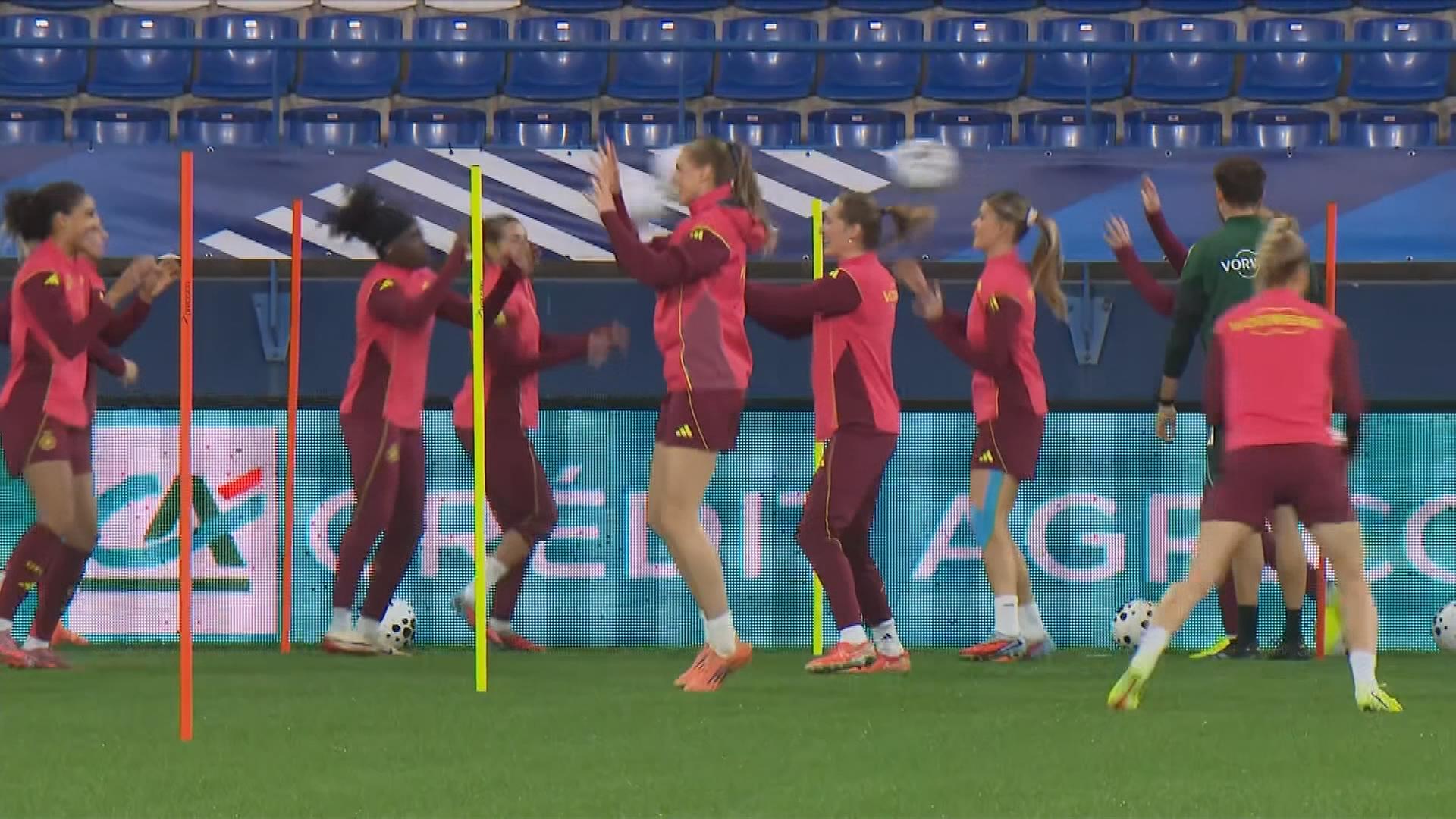 Spielerinnen beim Training