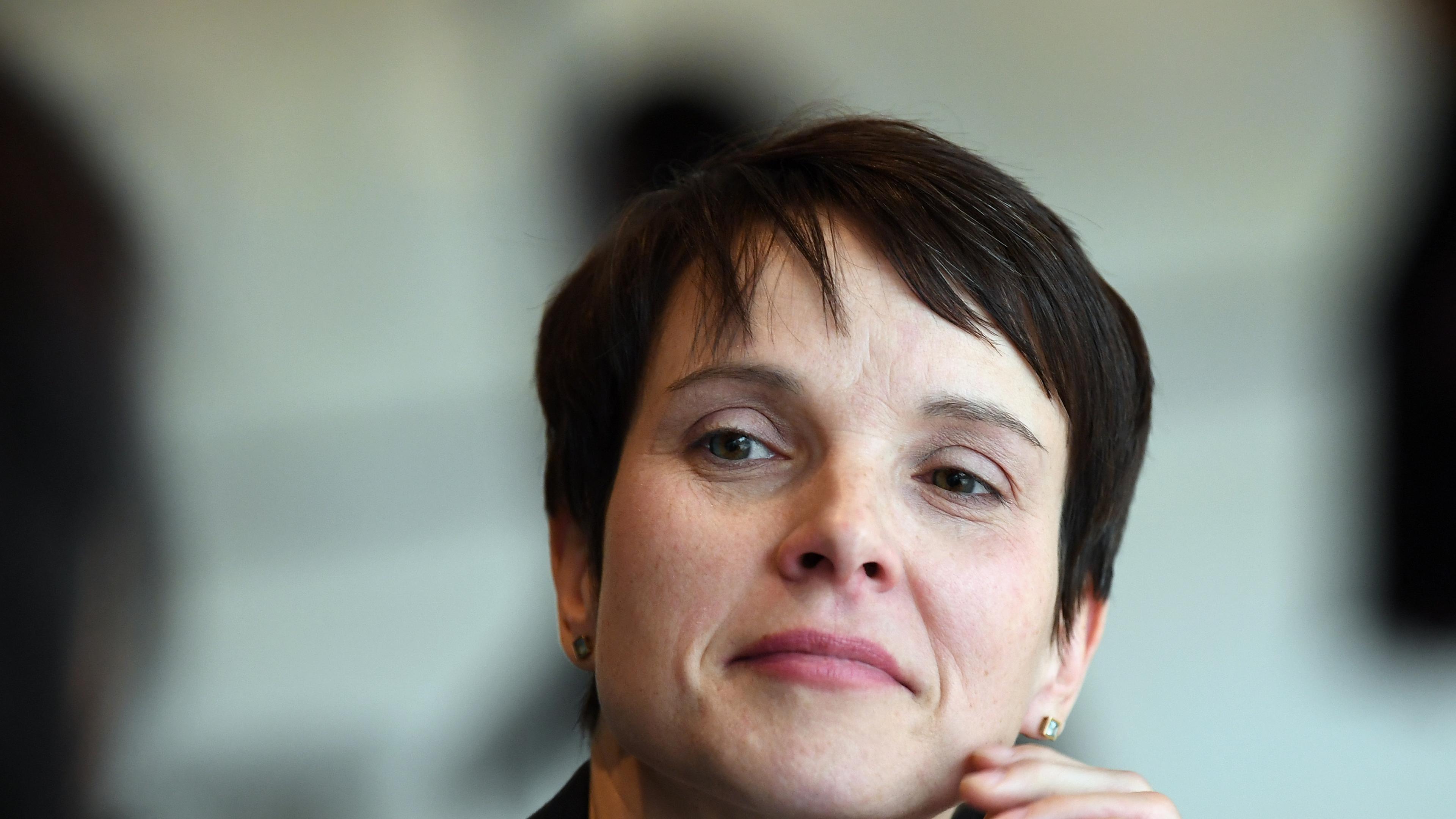 Porträt von Frauke Petry während eines dpa-Interviews; 12.12.2017 (Archiv)