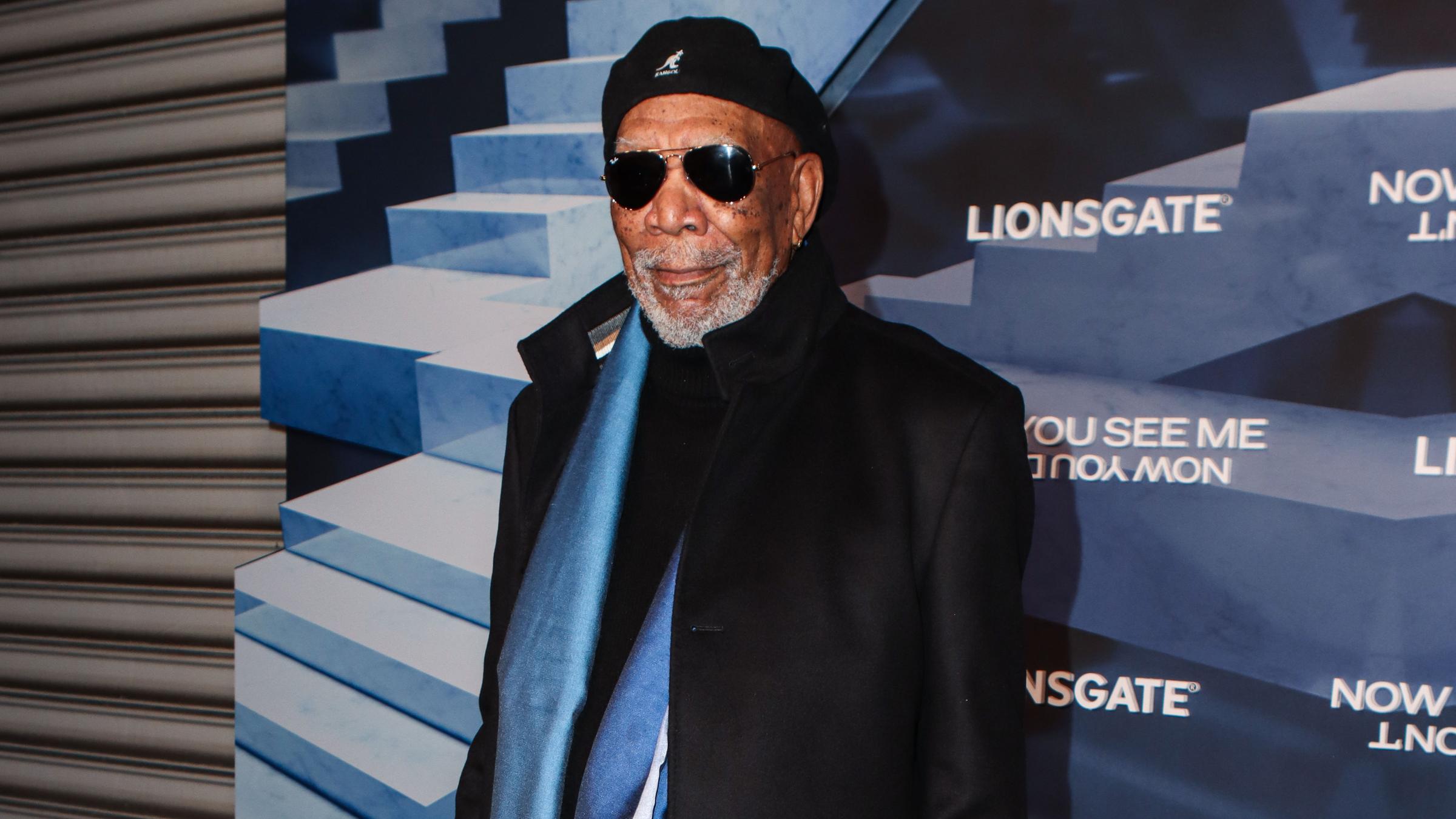 Der Schausspieler Morgan Freeman posiert bei einer Film-Premiere