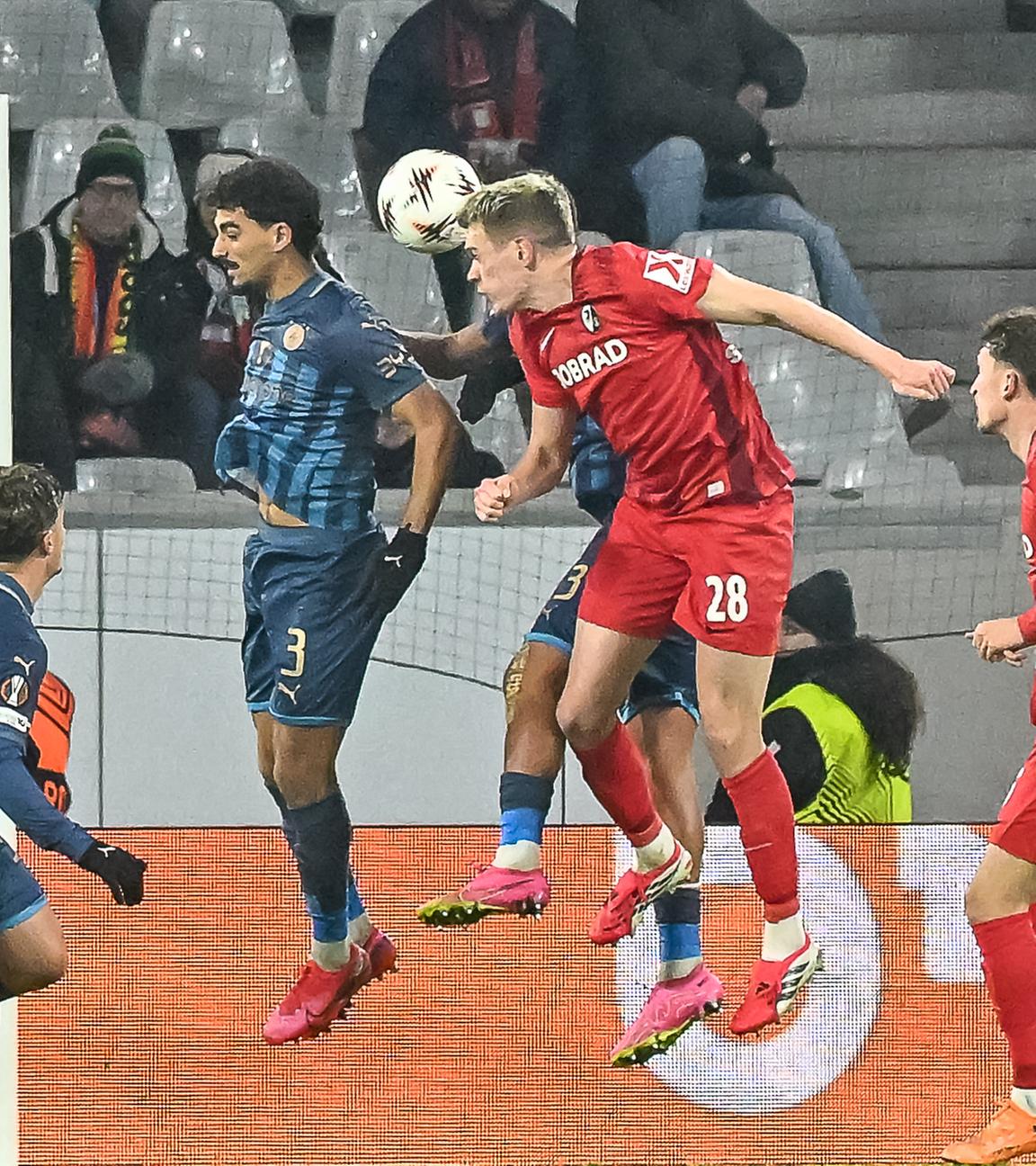 Matthias Ginter und Raz Shlomo am 22.01.26