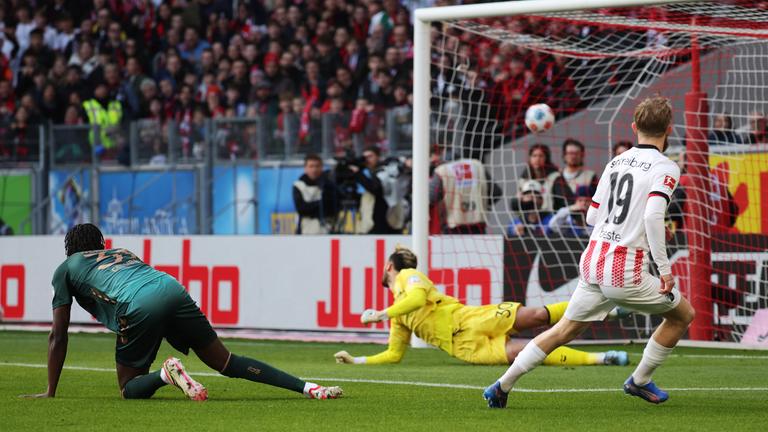 Karim Coulibaly, Mio Backhaus und Jan-Niklas Beste am 07.02.26