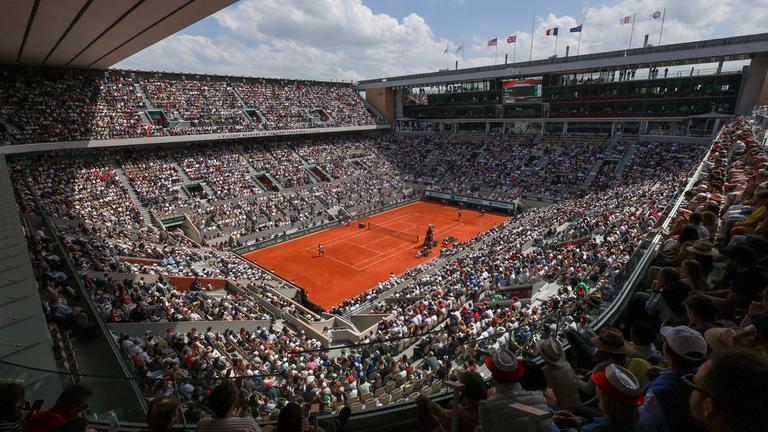Der Court Philippe-Chatrier im Stade Roland Garros in Paris