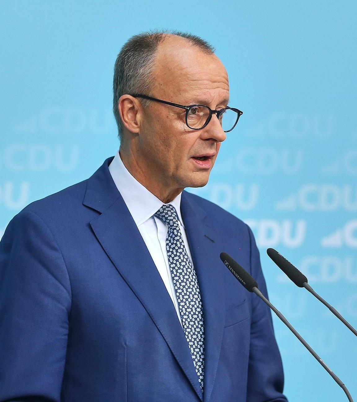 Bundeskanzler Friedrich Merz bei der Pressekonferenz in der CDU-Bundesgeschäftsstelle nach der Präsidiumsklausur am 20.10.2025 im Konrad-Adenauer-Haus in Berlin. 
