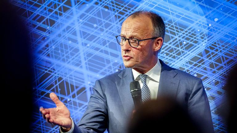 Archiv: Bundeskanzler Friedrich Merz (CDU), aufgenommen am 20.04.2026 in Berlin