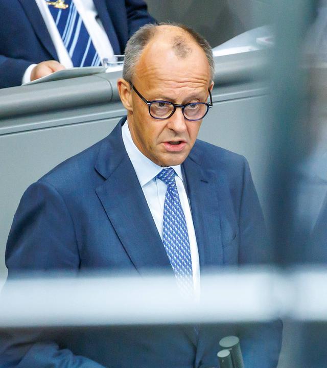 Bundeskanzler Friedrich Merz (CDU) spricht im Deutschen Bundestag am 11.06.26 in Berlin.