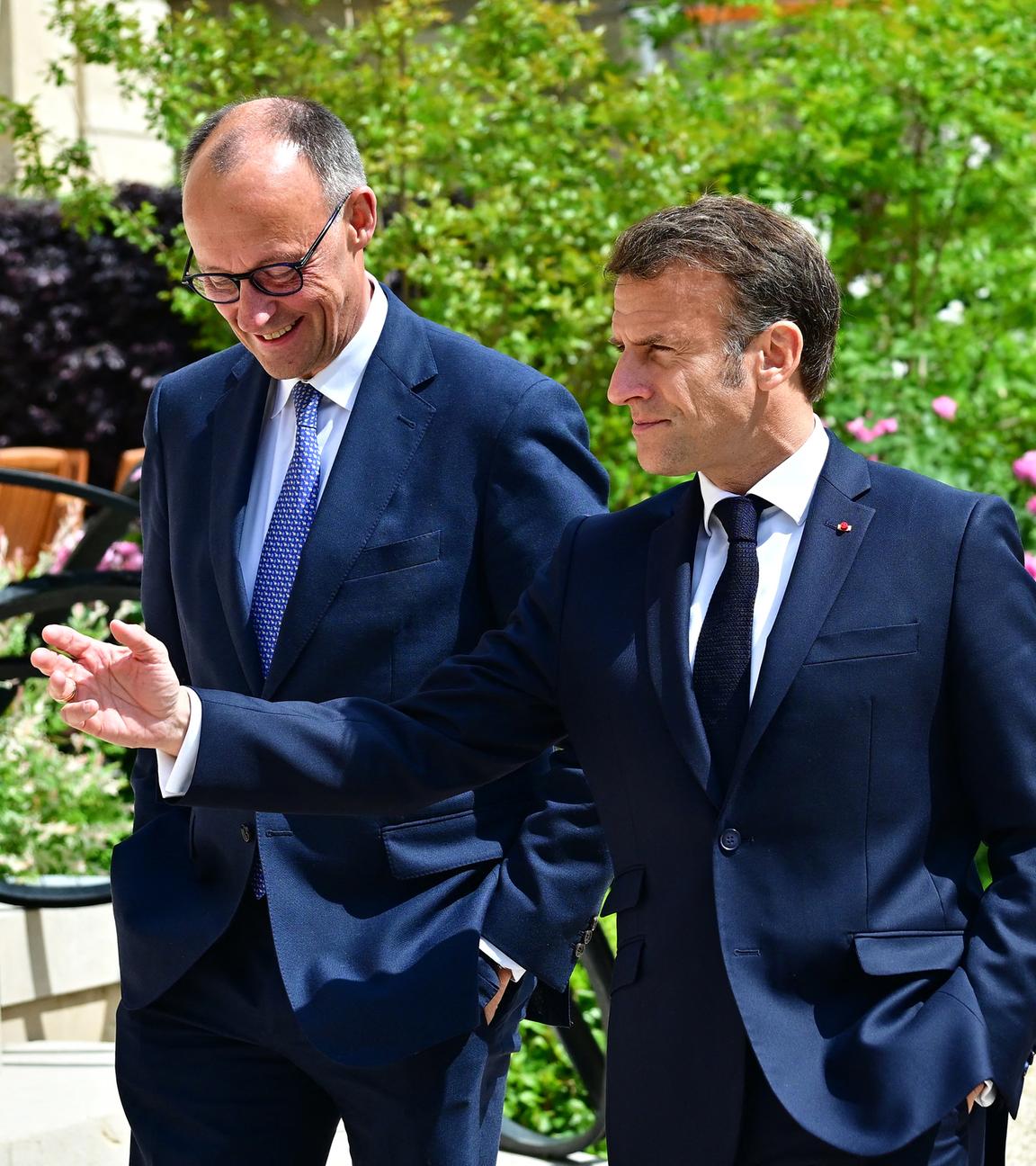 Archiv: Friedrich Merz zu Gast bei Emmanuel Macron in Paris am 7.5.2025