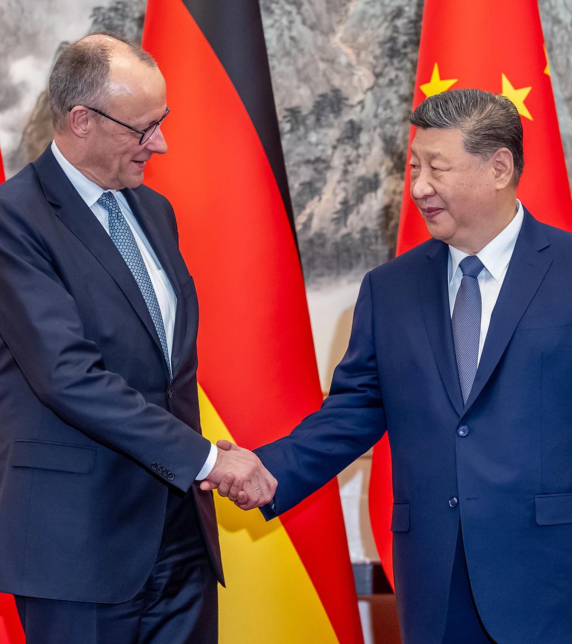 Bundeskanzler Friedrich Merz und Xi Jinping, Präsident von China, aufgenommen am 25.02.2026