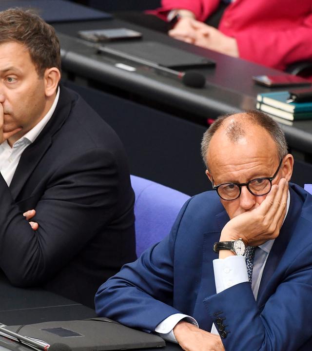 Bundesfinanzminister Lars Klingbeil (SPD) und Bundeskanzler Friedrich Merz (CDU) am 11.07.2025