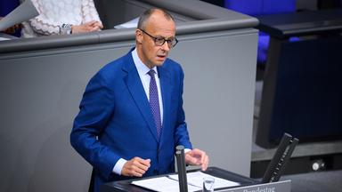 "Die Mitte liefert" - Merz verteidigt Reformpläne