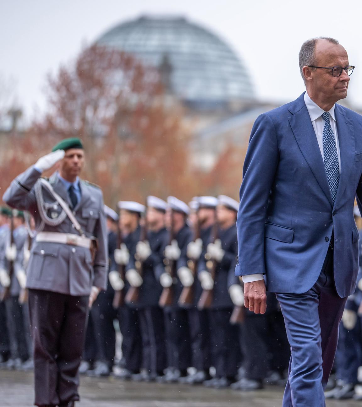 Friedrich Merz (l.) empfängt Wolodymyr Selenskyj in Berlin am 14.04.2026
