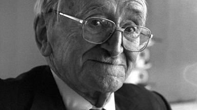 Friedrich von Hayek