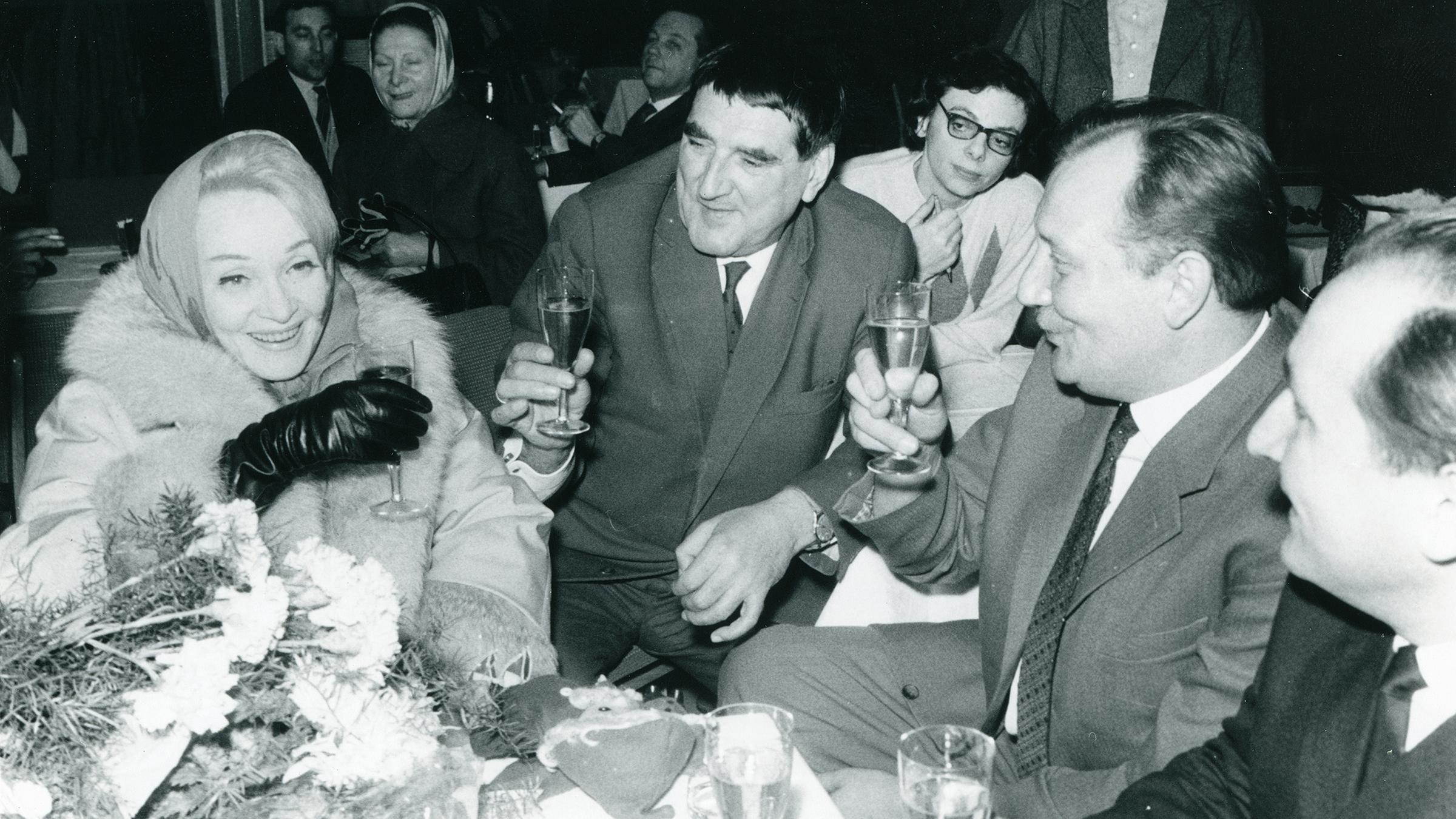 Treffen mit Marlene Dietrich auf dem Flughafen Schönefeld am 01.01.1964