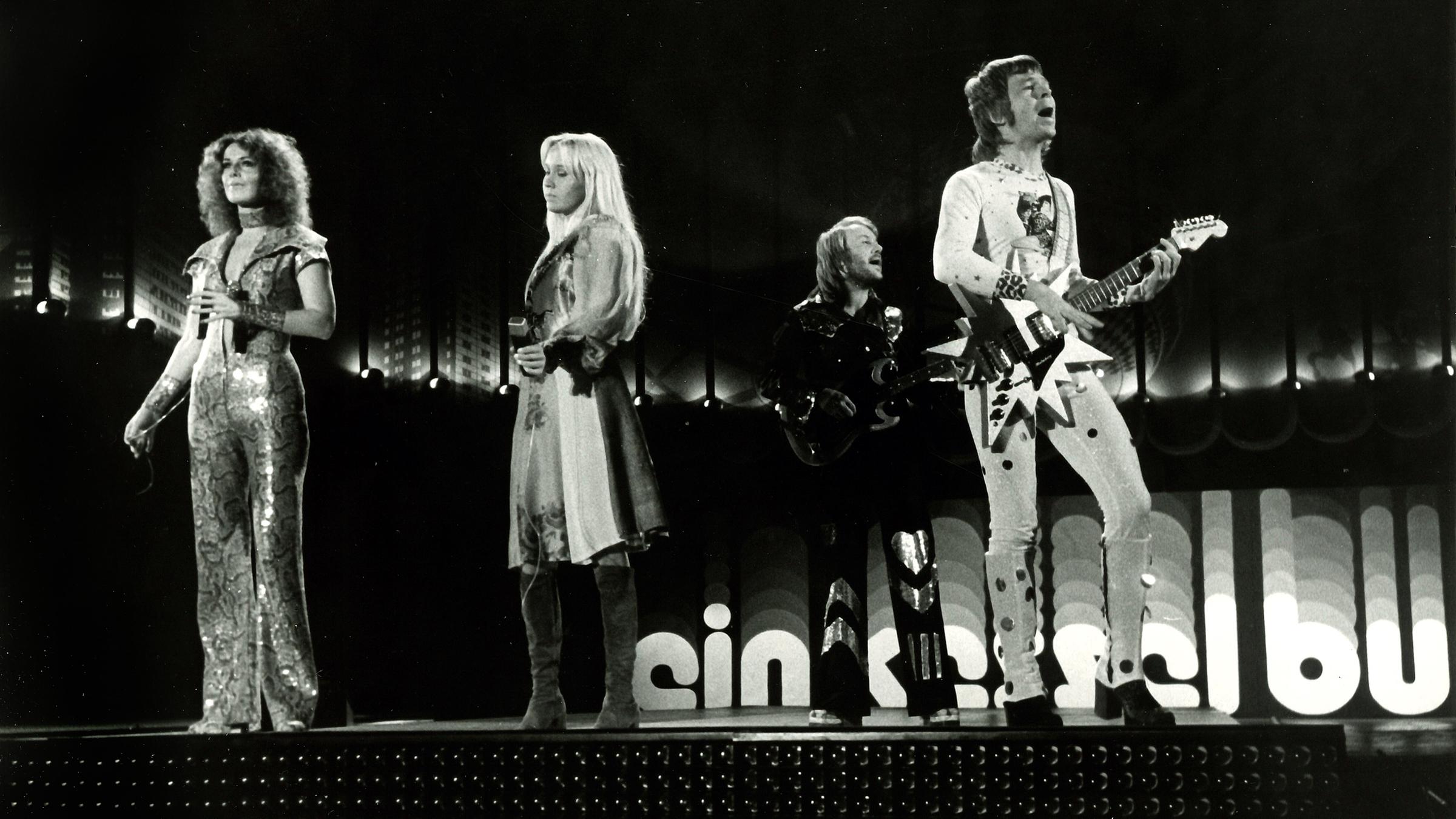 ABBA am 02.11.1974. Die legendäre Band ABBA durfte im Friedrichstadt-Palast nicht fehlen.