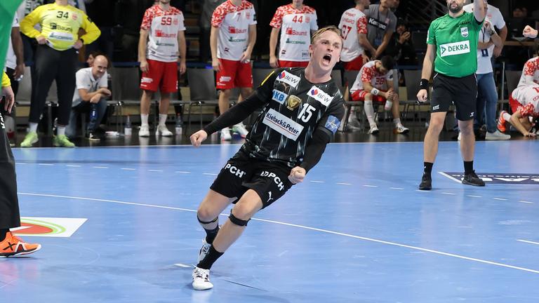 Tobias Schjoelberg Groendahl jubelt nach Siegtreffer zum 32:31über Dinamo Bukarest.