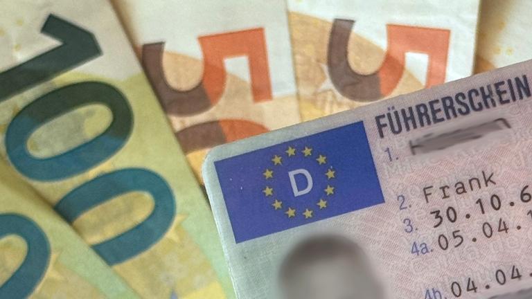 Themenfoto: Fuehrerschein wird immer teurer!