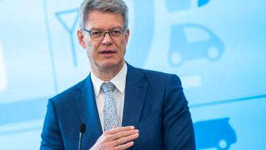 Patrick Schnieder, Bundesminister für Verkehr.