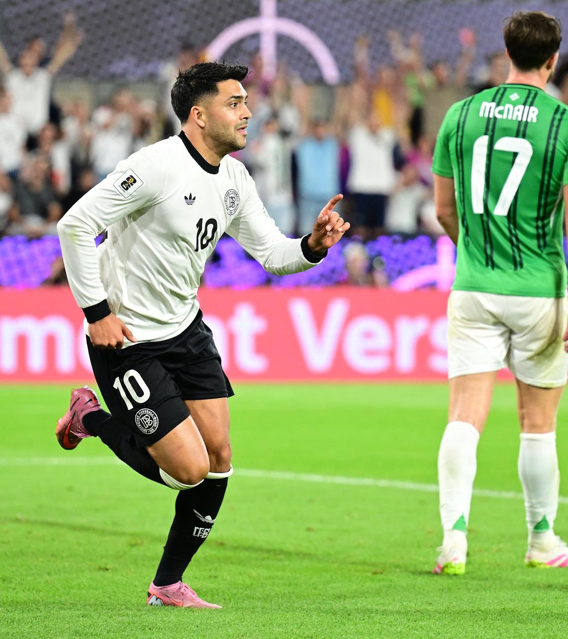 Fußball: Deutschland gegen Nordirland.