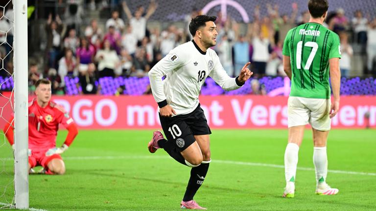 Fußball: Deutschland gegen Nordirland.