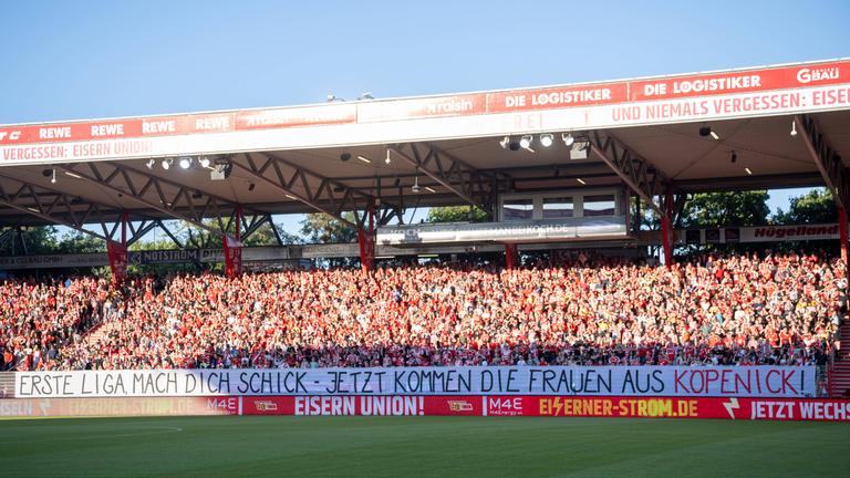 Fußball, Frauen, Bundesliga: Erste Liga mach Dich schick - Jetzt kommen die Frauen aus Köpenick