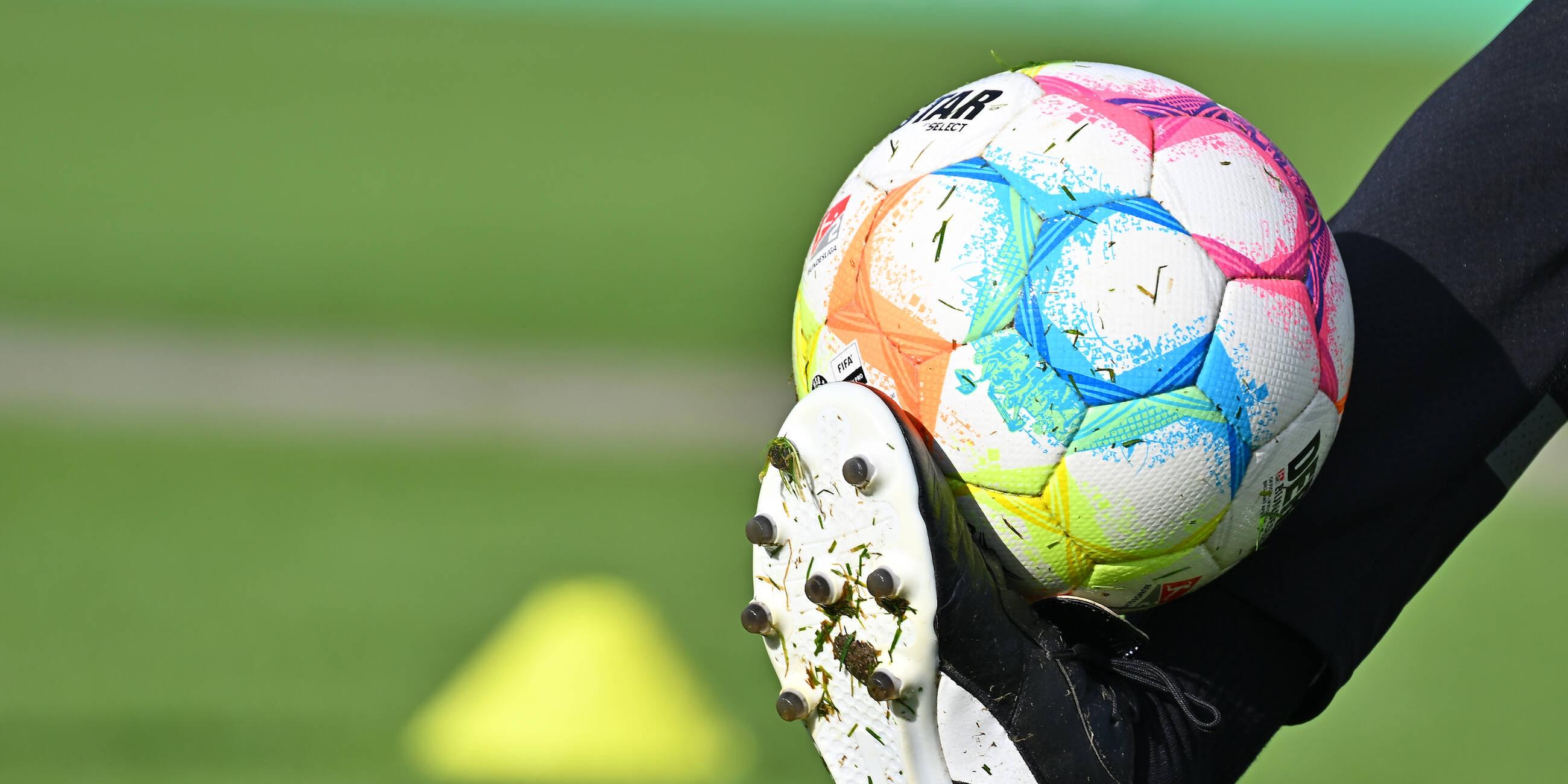 Offizieller Spielball der Bundesligasaison 2022/2023
