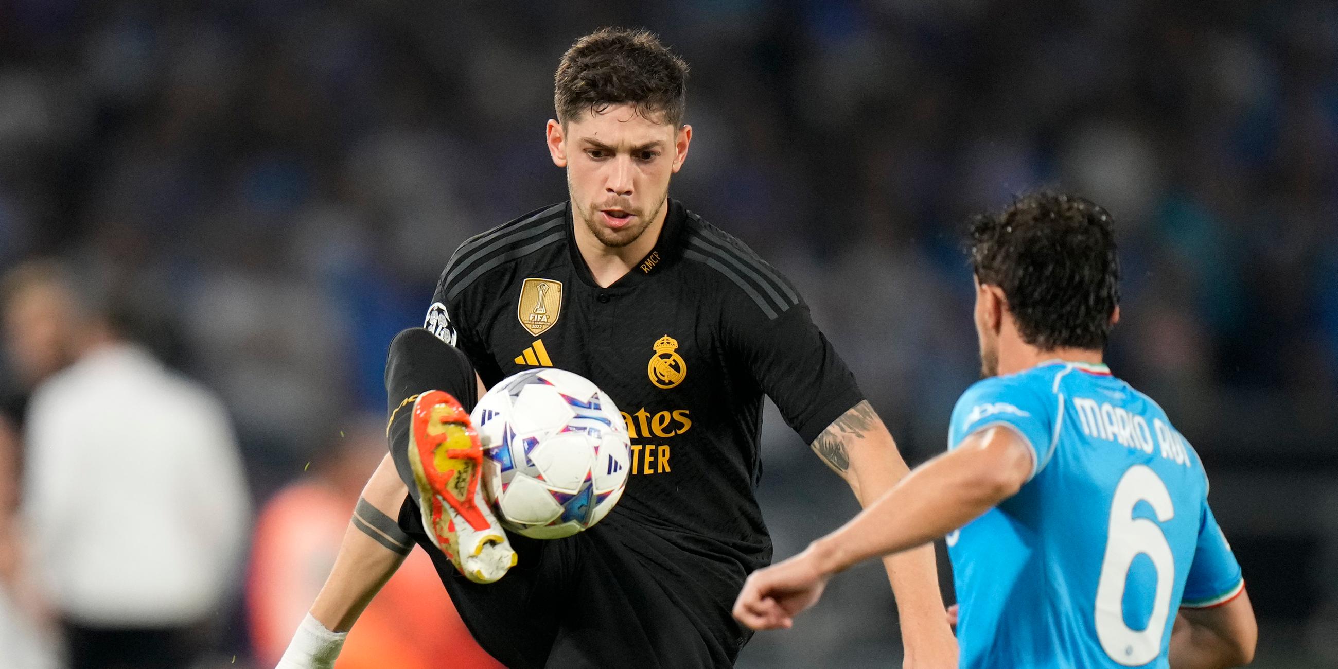 Fußball: SSC Neapel gegen Real Madrid.