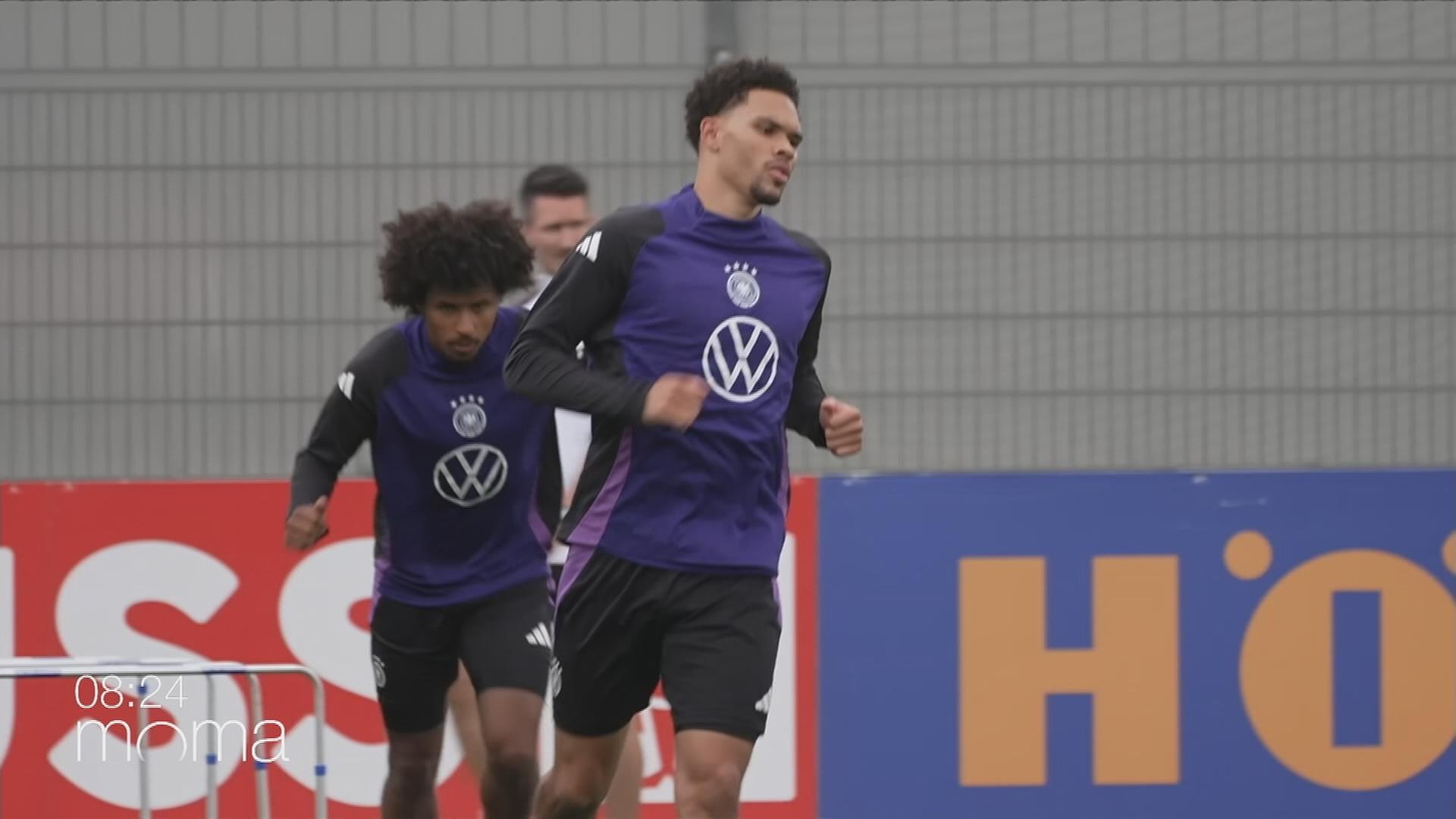 Fußball: Training der Nationalmannschaft.
