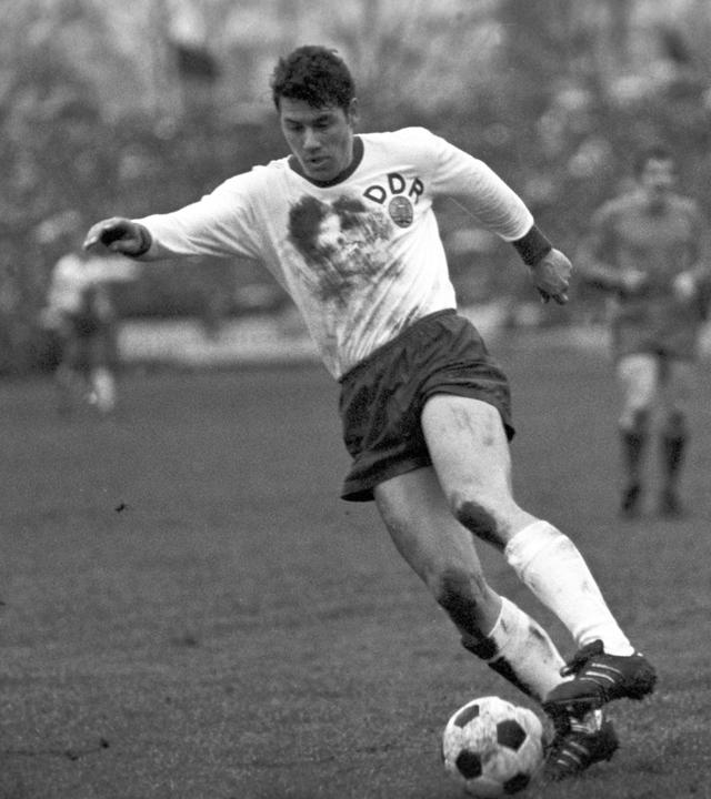 Fußball: Eberhard Vogel