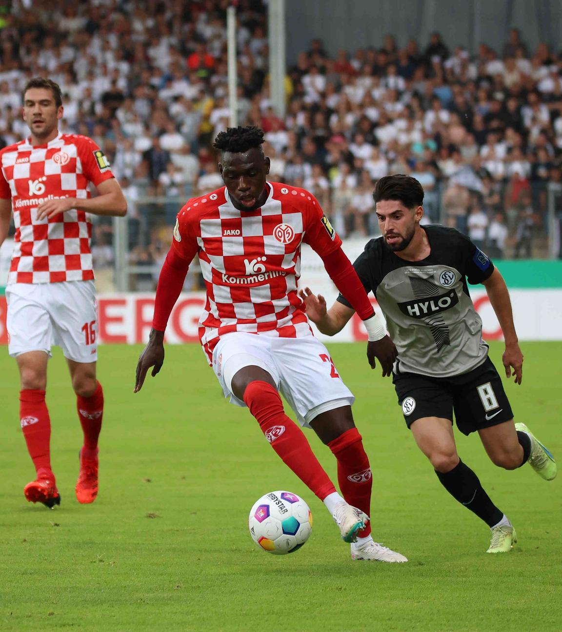 Fußball: DFB-Pokalspiel Elversberg - Mainz 05.