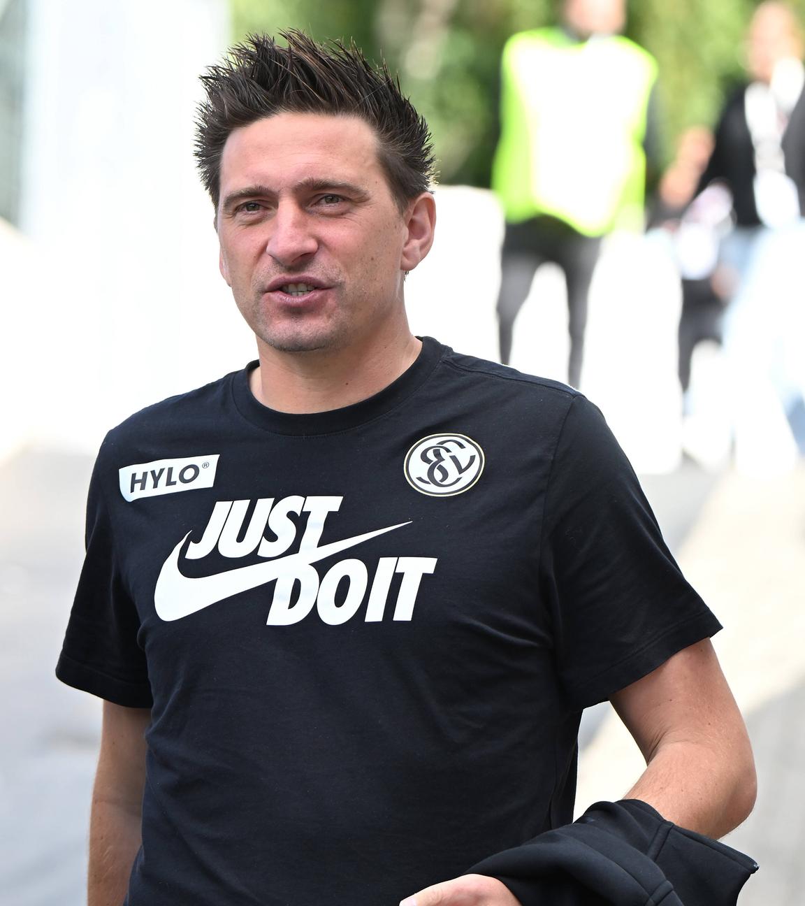 SV Elversbergs Trainer Vincent Wagner vor dem Spiel gegen Dynamo Dresden.