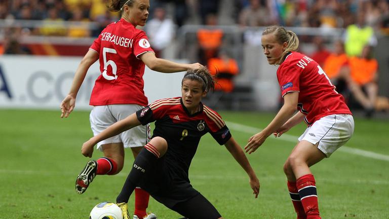 Archiv: v.l. Toril Hetland Akerhaugen (Norwegen), Lena Lotzen (Deutschland), Kristine Wigdahl Hegland (Norwegen)