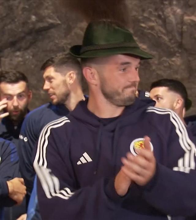 Mit Schuhplattler und Dudelsack zur EM