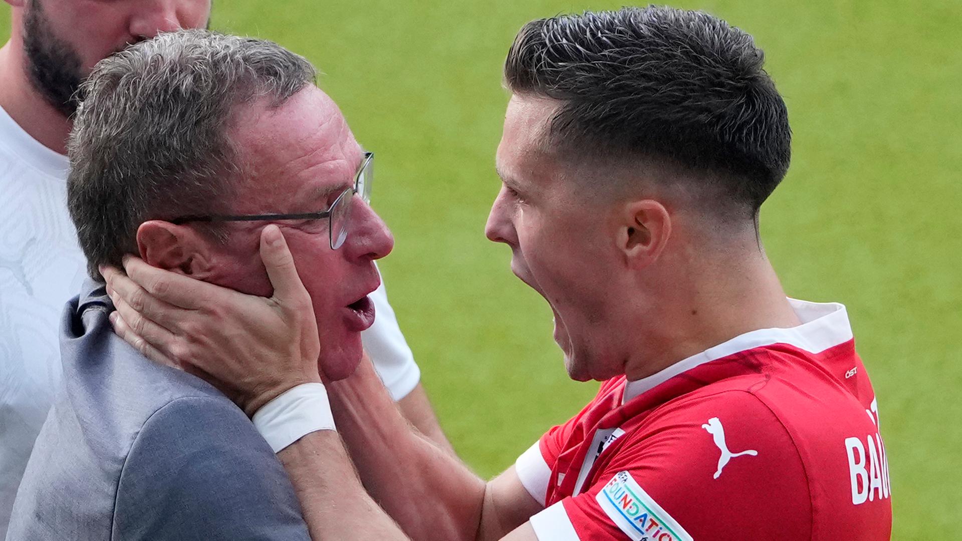 Fußball: Christoph Baumgartner und Ralf Rangnick.