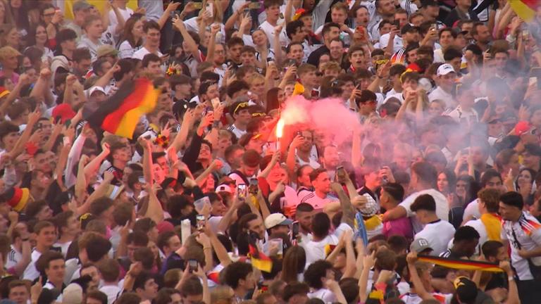 Fröhlich, frei und losgelöst