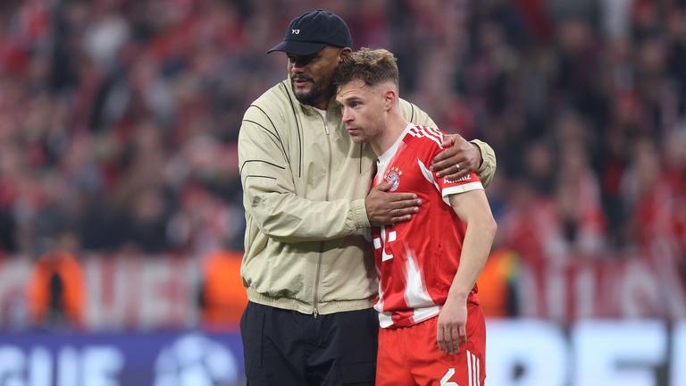 Fußball: Trainer Vincent Kompany und Kapitän Joshua Kimmich vom FC Bayern München.