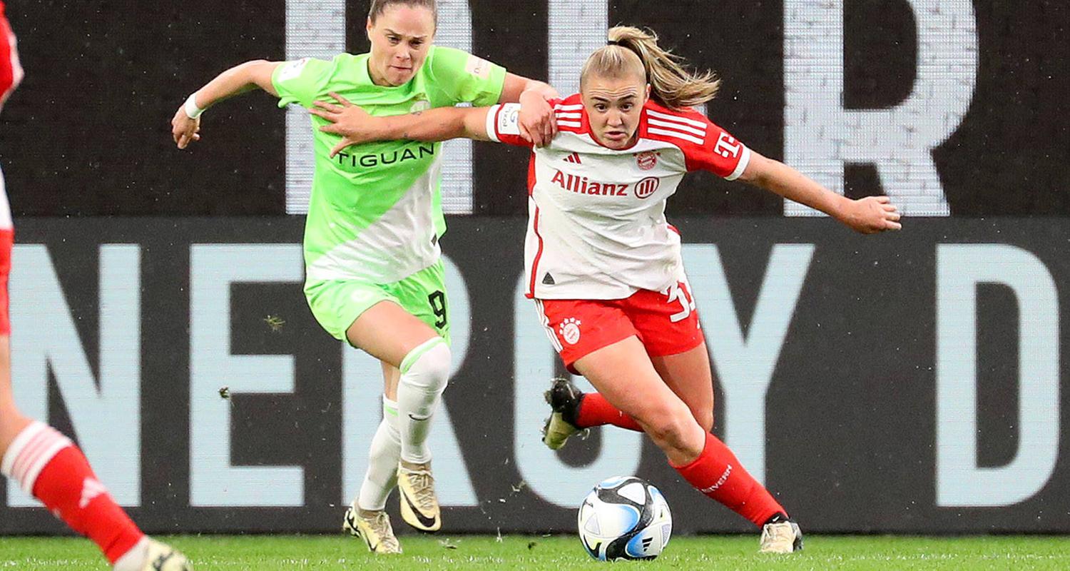 Ewa Pajor (VfL Wolfsburg) und Georgia Stanway (FC Bayern München)