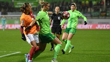 Fußball: Wolfsburg Popp im CL-Spiel gegen Galatasaray Istanbul.
