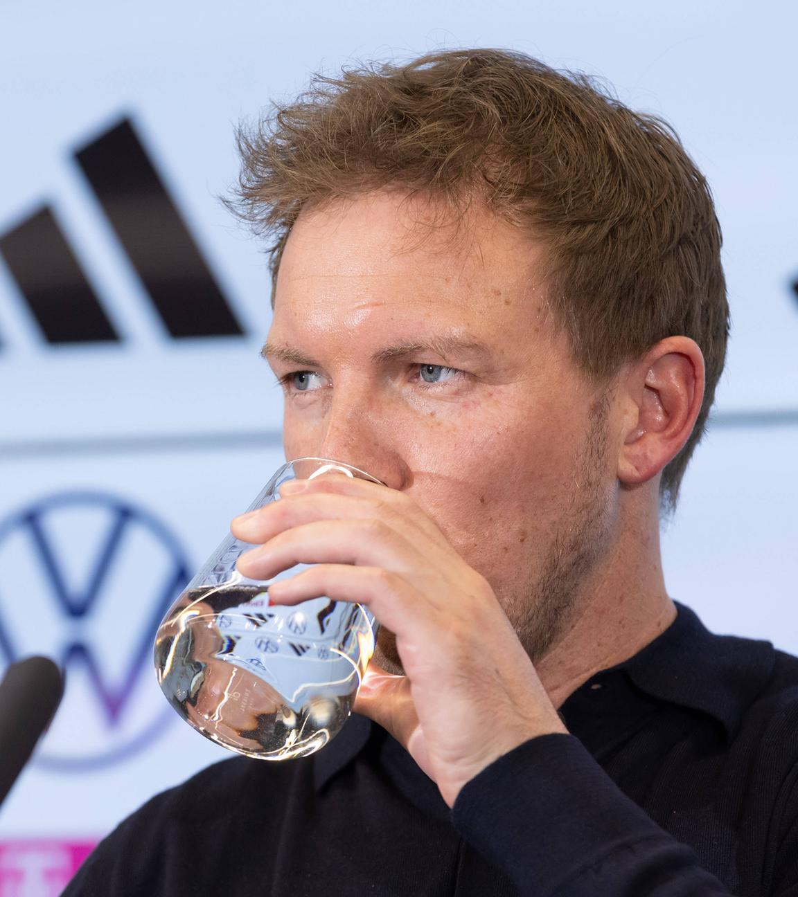 Hessen, Frankfurt/Main: Bundestrainer Julian Nagelsmann stellt auf einer Pressekonferenz den Kader für die Testländerspiele Ende März vor.