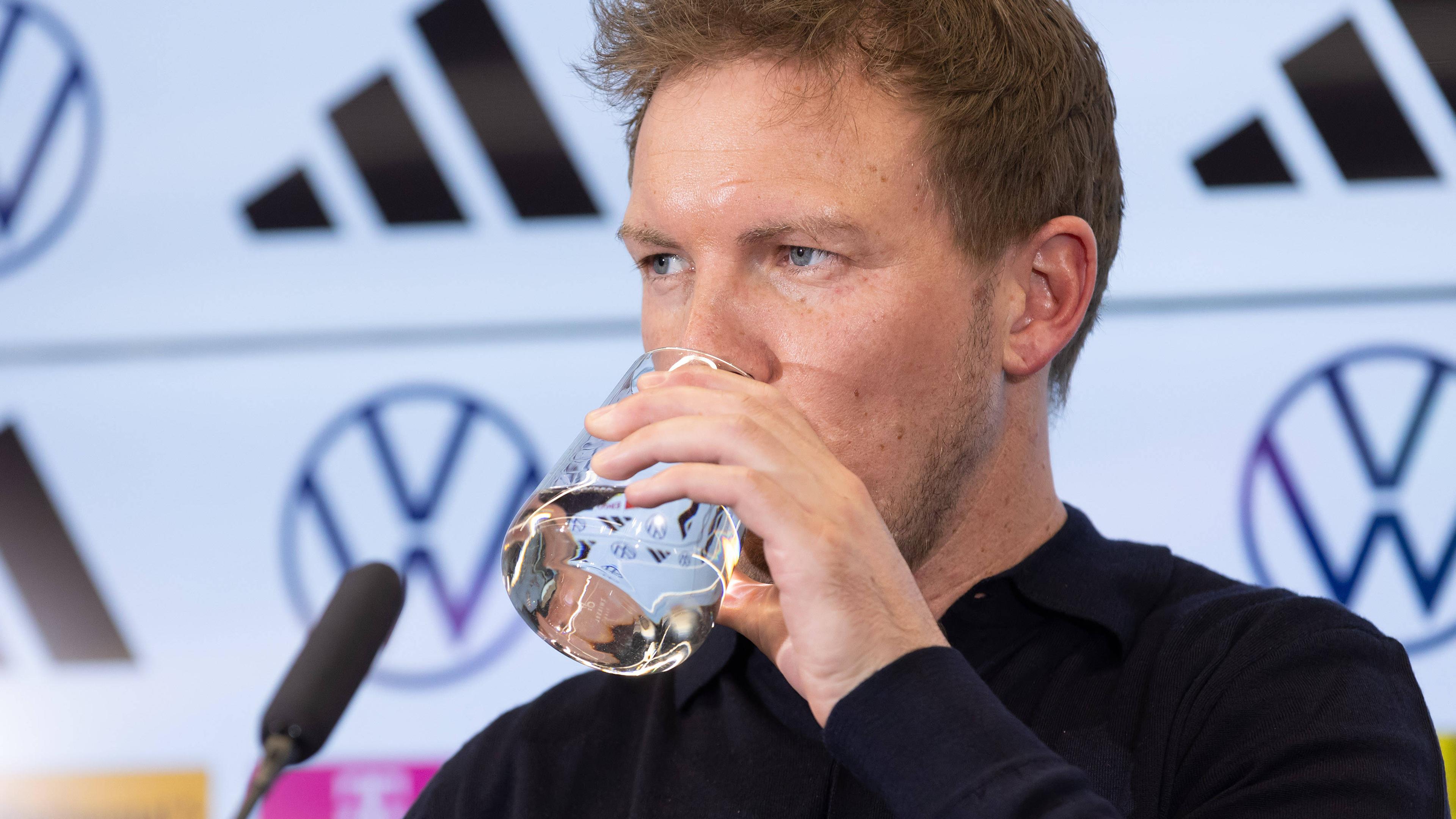Hessen, Frankfurt/Main: Bundestrainer Julian Nagelsmann stellt auf einer Pressekonferenz den Kader für die Testländerspiele Ende März vor.