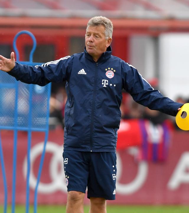 Fußballtrainer Peter Hermann ist gestorben.