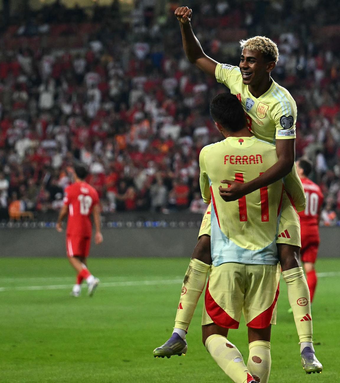 Fußball: Türkei gegen Spanien.