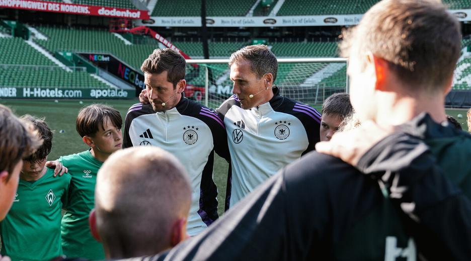 Jugendtrainer Hannes Wolf während einer Fortbildung von Werder Bremen.