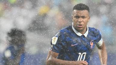 Fußball-WM 2026: Frankreich gegen Irak, Kylian Mbappe im Regen