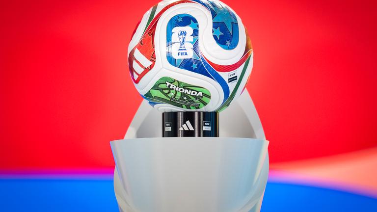 Schweiz, Zürich: Fußball: WM-Qualifikation Europa, Auslosung - Play-off-Runde.