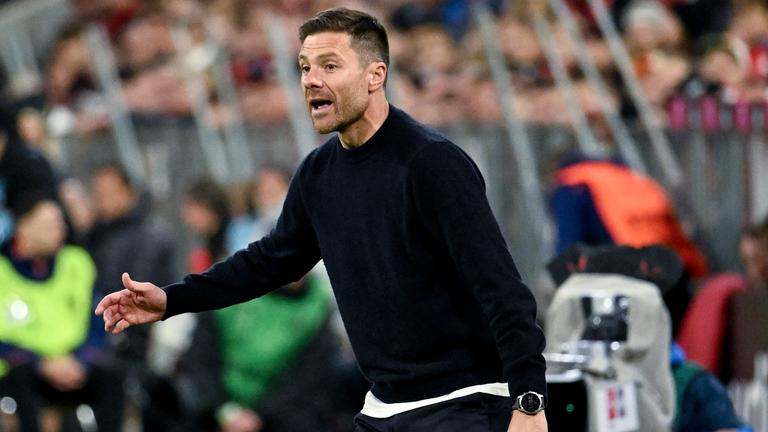 Fußball: Leverkusens Trainer Xabi Alonso.